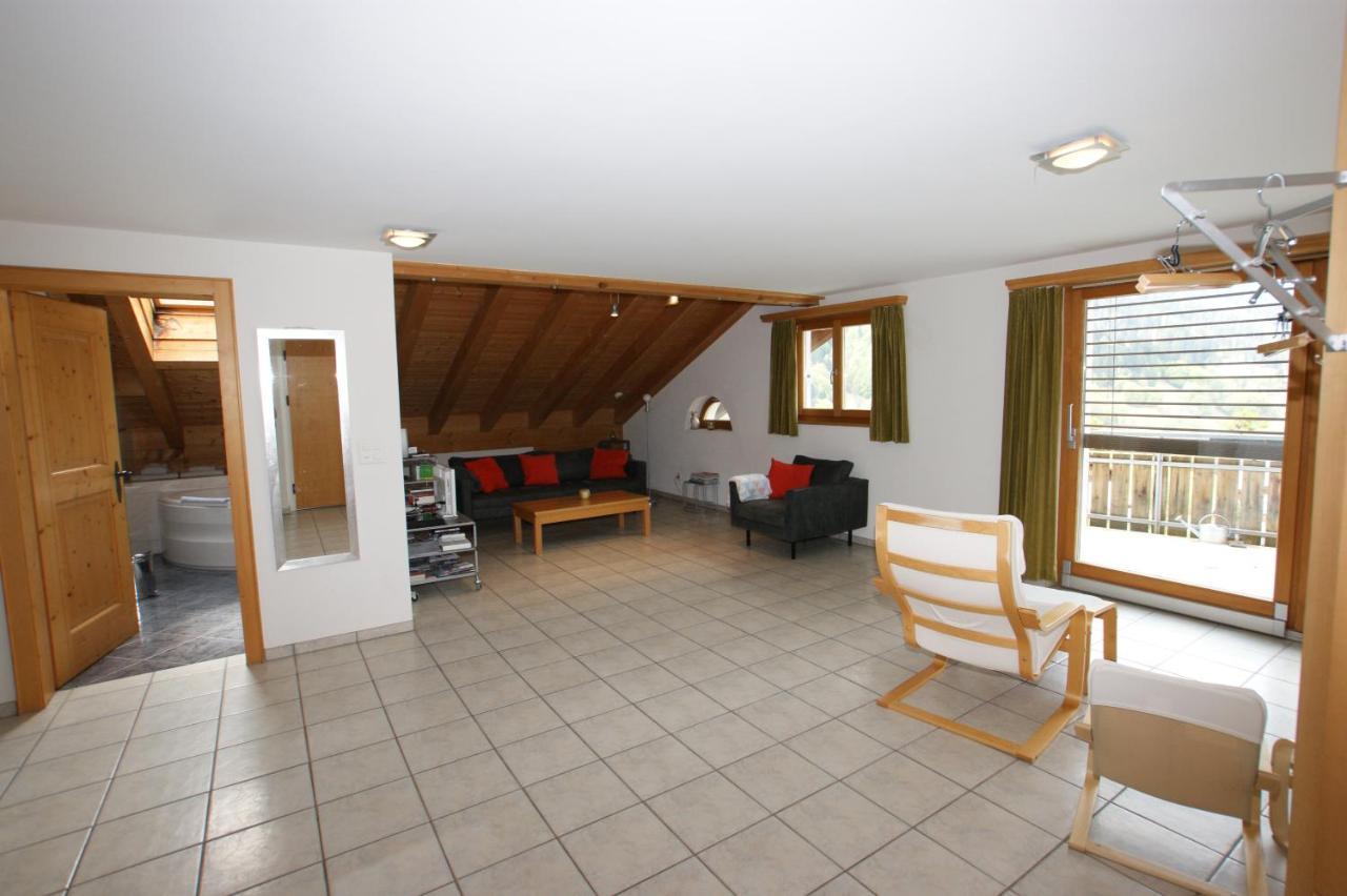 Gotschnablick Apartamento Klosters-Serneus Exterior foto