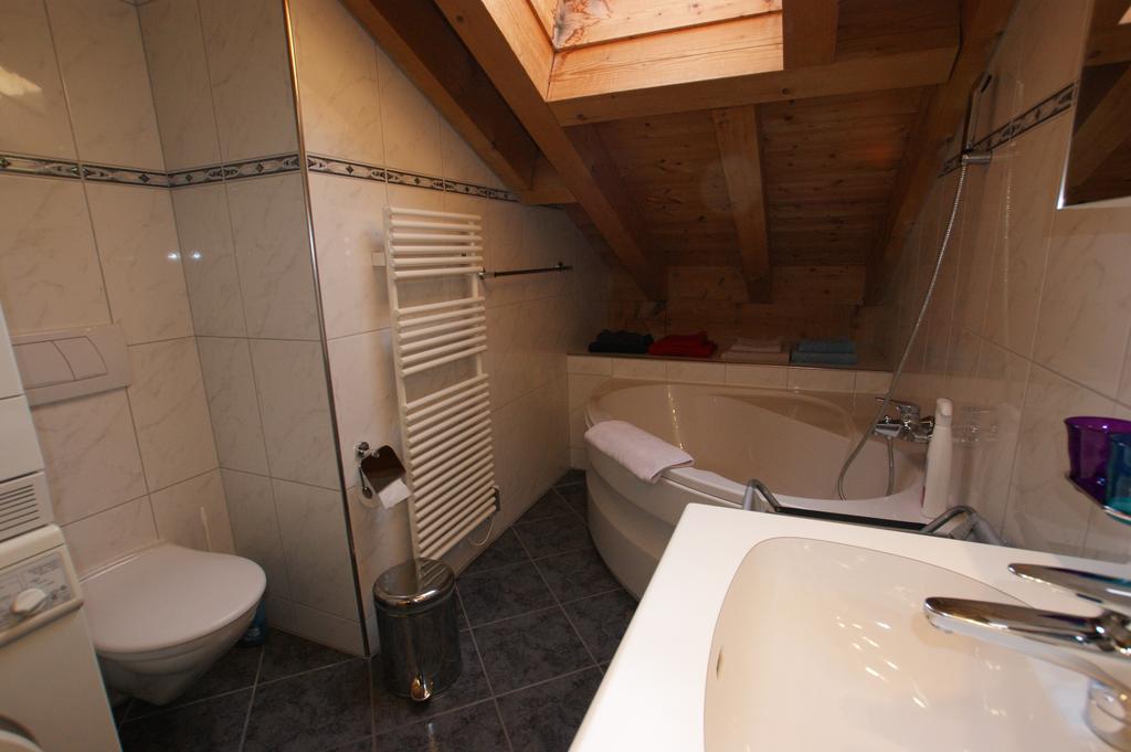 Gotschnablick Apartamento Klosters-Serneus Quarto foto
